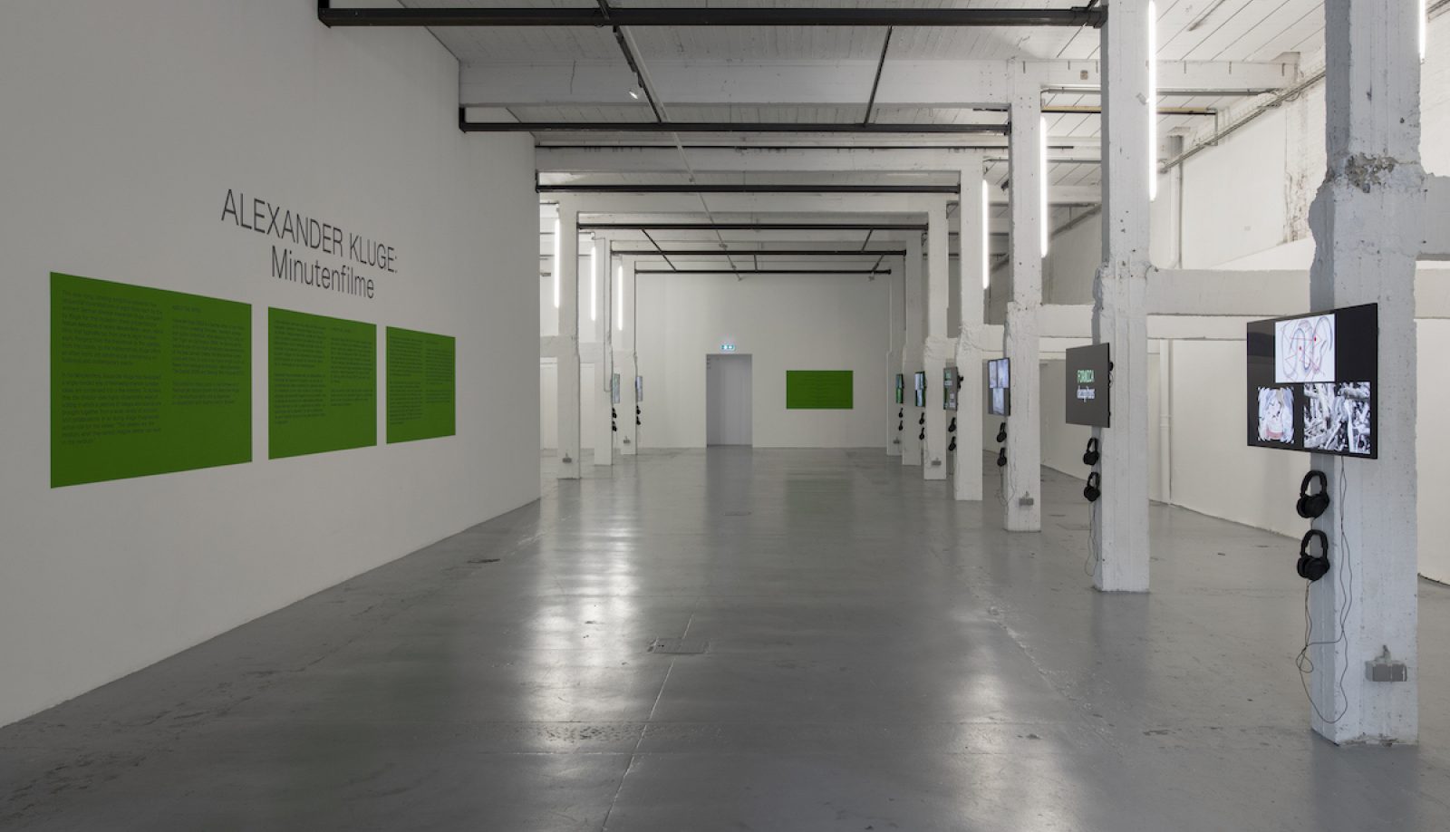 Installation view Alexander Kluge: Minutenfilme #4 , argos centre for audiovisual arts, Brussels, 2022 © Isabelle Arthuis